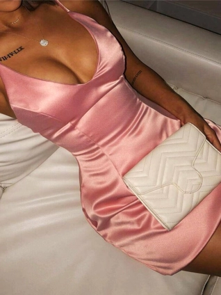 szatén mini koktélruha